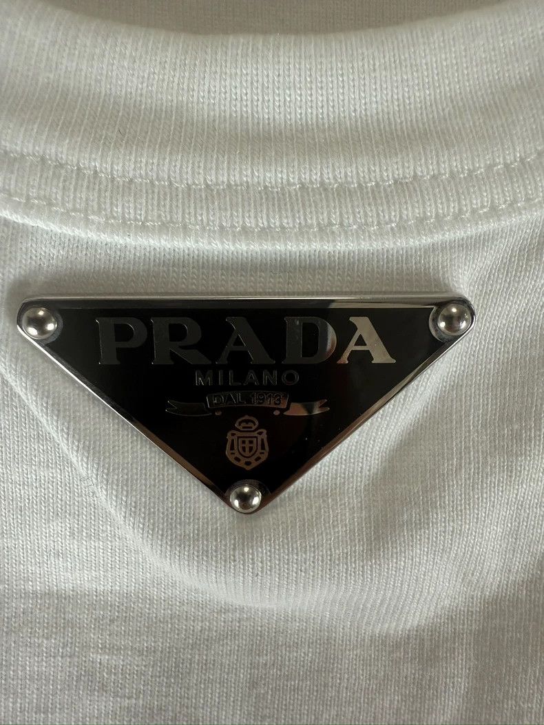 Prada Prada Triangle Logo White Tank Top Size US S / EU 44-46 / 1 - 4 Thumbnail