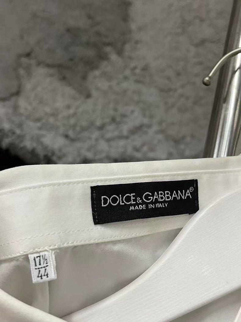 Dolce & Gabbana Dolce & Gabbana White Shirt with Butterfly Embroidery Size US M / EU 48-50 / 2 - 6 Thumbnail