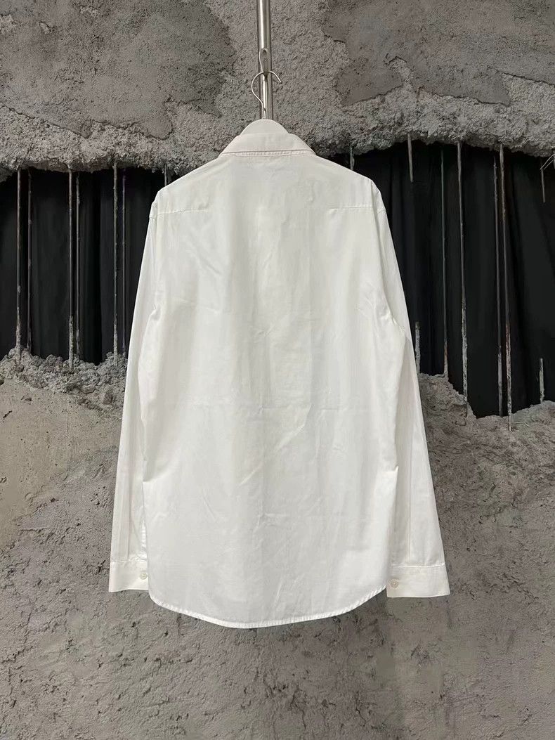 Dolce & Gabbana Dolce & Gabbana White Shirt with Butterfly Embroidery Size US M / EU 48-50 / 2 - 2 Thumbnail