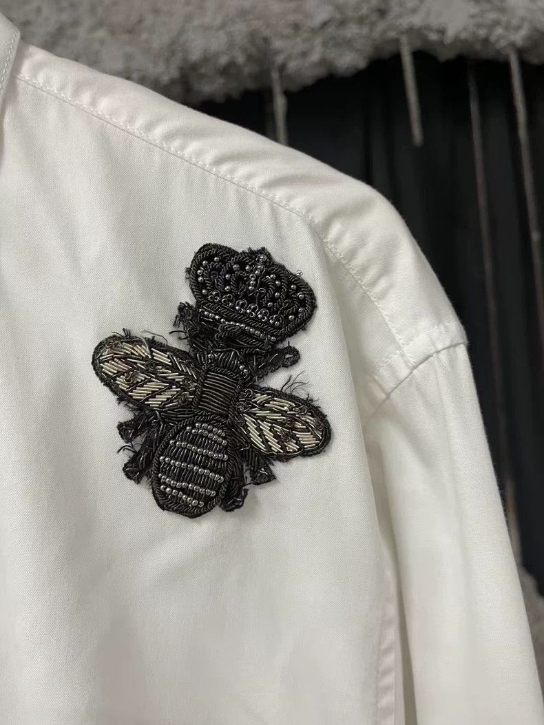 Dolce & Gabbana Dolce & Gabbana White Shirt with Butterfly Embroidery Size US M / EU 48-50 / 2 - 5 Thumbnail
