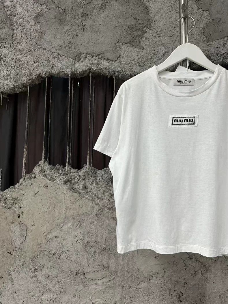 Miu Miu Miumiu Short Sleeve T-Shirt Size L Size US L / EU 52-54 / 3 - 3 Thumbnail