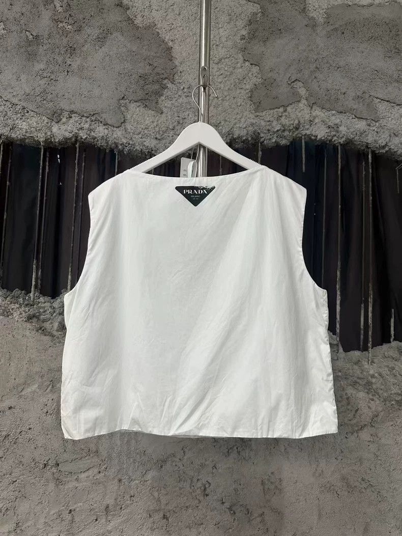 Prada Prada Sleeveless Top with Octopus Design Size US M / EU 48-50 / 2 - 2 Thumbnail