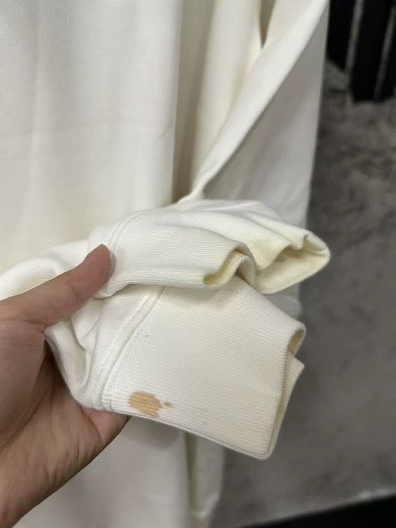 Burberry Burberry White Hoodie with Logo Patch Size US XL / EU 56 / 4 - 6 Thumbnail