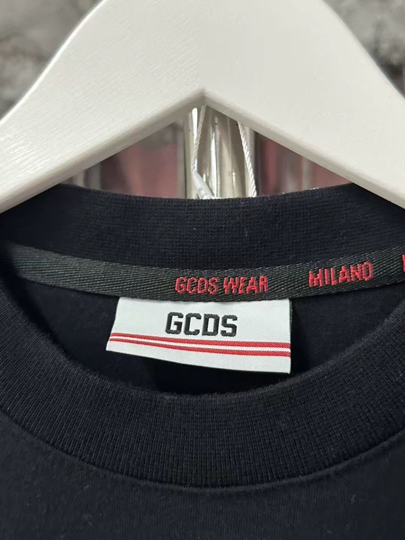 GCDS GCDS Short Sleeve Shirt in Red and Navy Size US XS / EU 42 / 0 - 6 Thumbnail