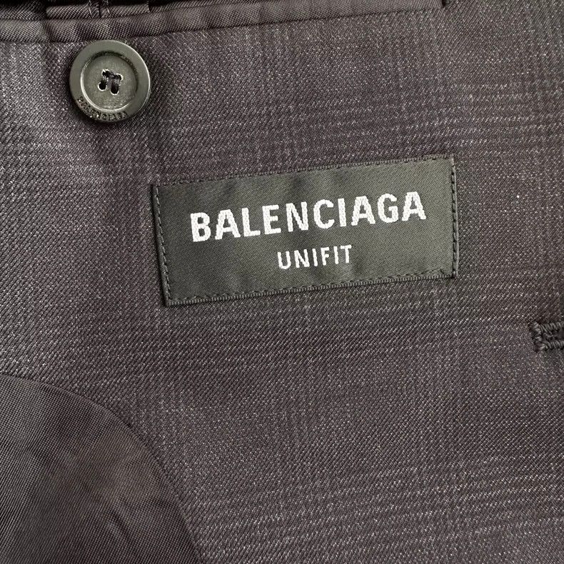 Balenciaga Balenciaga SS21 Wool Blazer With Shoulder Pads Size US S / EU 44-46 / 1 - 9 Thumbnail