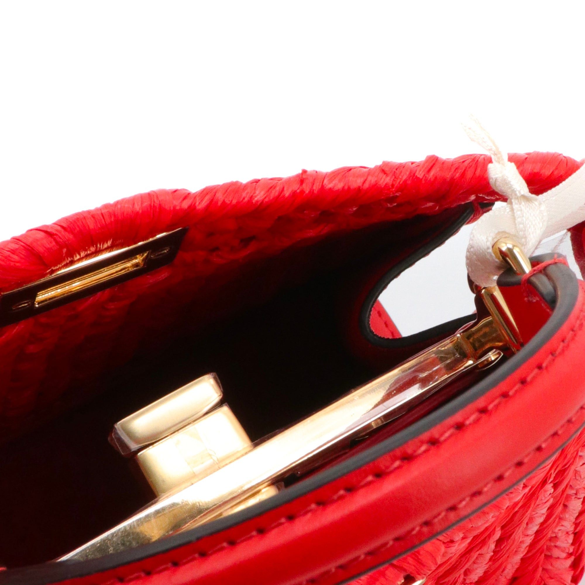 Fendi FENDI - Fendi Peekaboo Iseeu handbag in raffia and red leather Size ONE SIZE - 8 Thumbnail