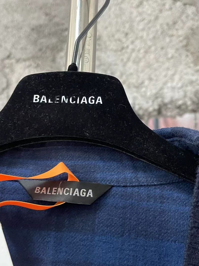 Balenciaga Balenciaga Knit Sweater with Wheat Patch Size US XS / EU 42 / 0 - 7 Thumbnail