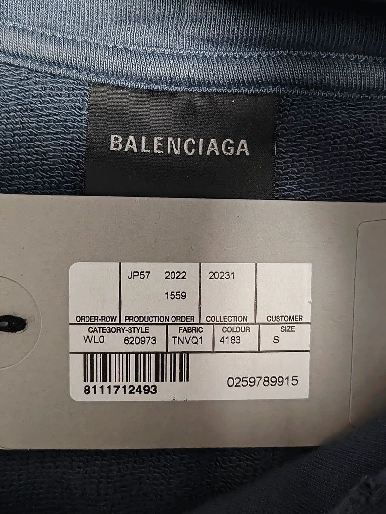 Balenciaga Balenciaga Oversized Hoodie with Graffiti Design Size US S / EU 44-46 / 1 - 5 Thumbnail