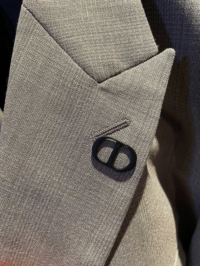 Dior Classic Wool Tie Blazer by Dior Size US M / EU 48-50 / 2 - 6 Thumbnail