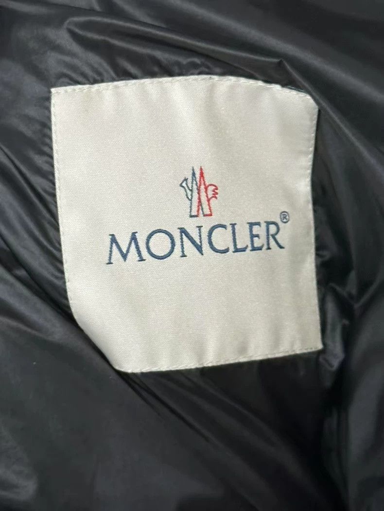 Moncler Moncler Puffer Jacket Size 4 for Sale Size US M / EU 48-50 / 2 - 7 Thumbnail
