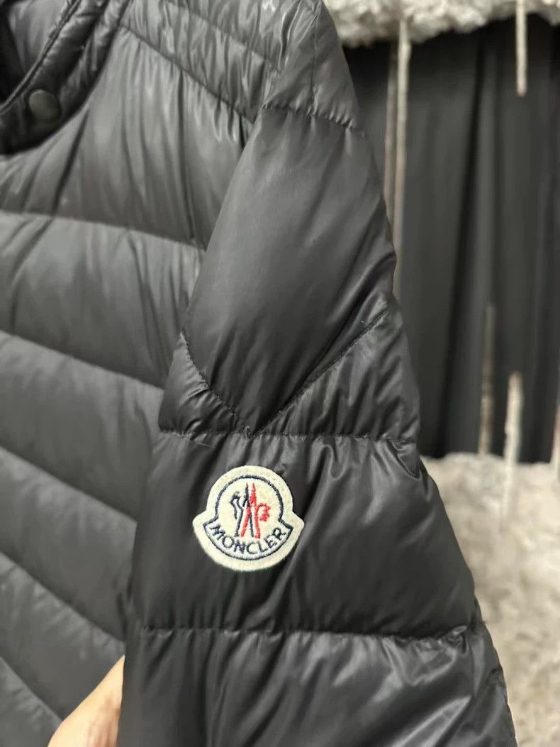 Moncler Moncler Puffer Jacket Size 4 for Sale Size US M / EU 48-50 / 2 - 5 Thumbnail