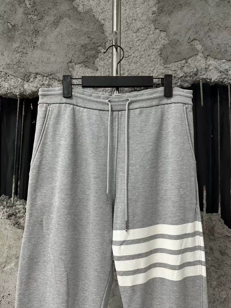 Thom Browne Thom Browne Gray Sweatpants with Stripes Size US 10 / EU 43 - 3 Thumbnail