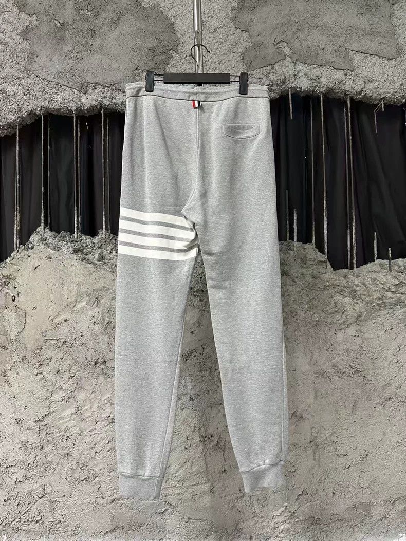 Thom Browne Thom Browne Gray Sweatpants with Stripes Size US 10 / EU 43 - 2 Thumbnail