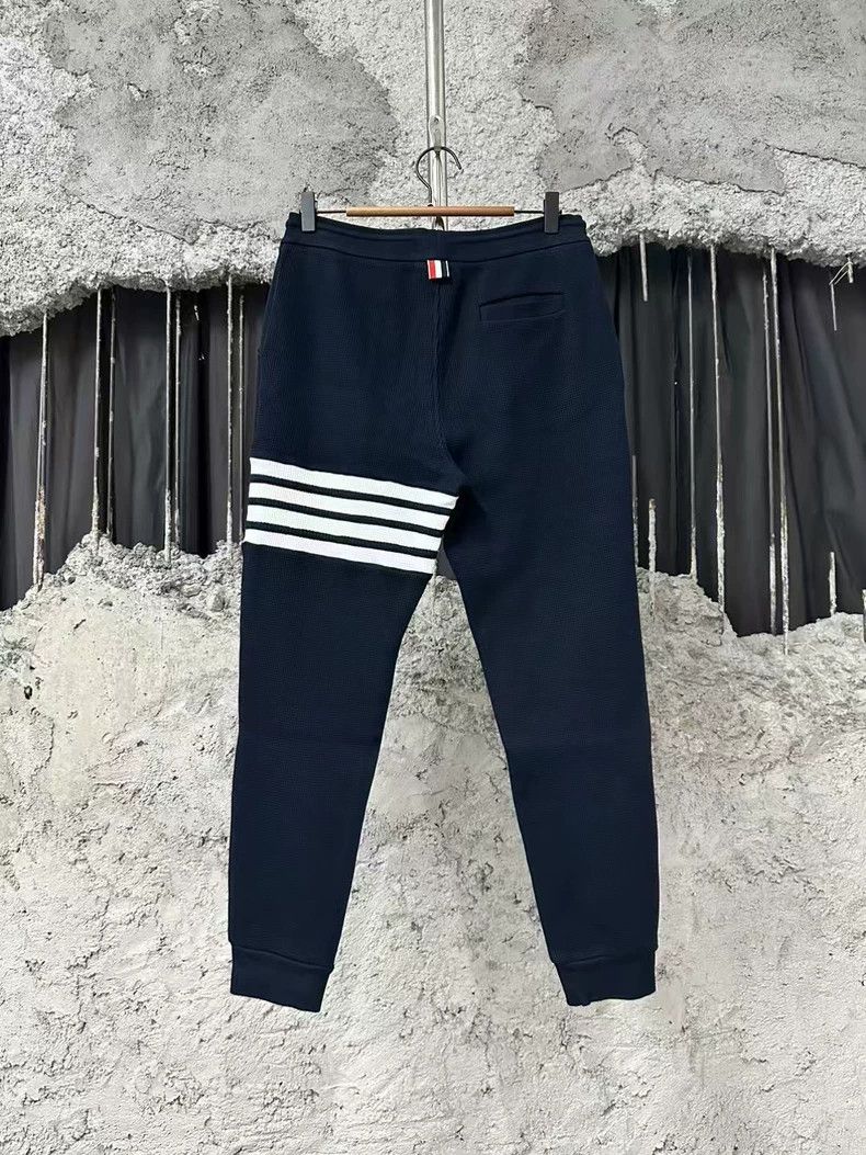Thom Browne Thom Browne Sweatpants with Stripes Size US 8 / EU 41 - 2 Thumbnail