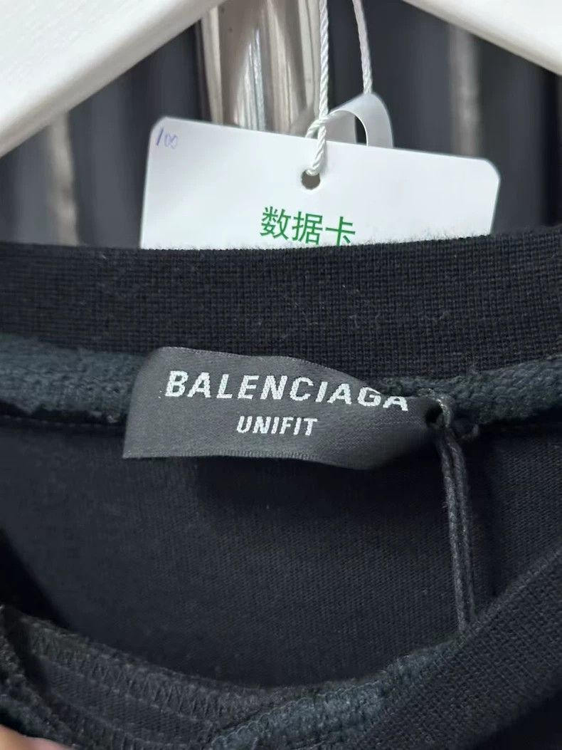 Balenciaga Balenciaga Candy Logo Long Sleeve Shirt Size US S / EU 44-46 / 1 - 5 Thumbnail