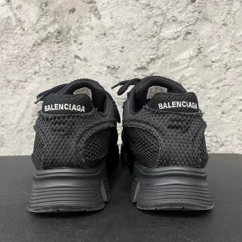 Balenciaga Balenciaga Phantom Sneakers Size 42 Size US 9 / EU 42 - 3 Thumbnail