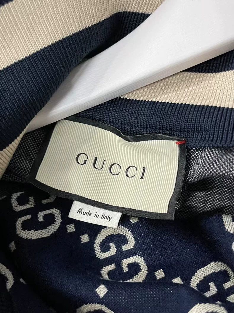 Gucci Gucci Full Logo Jacket in Navy Blue Size US M / EU 48-50 / 2 - 6 Thumbnail