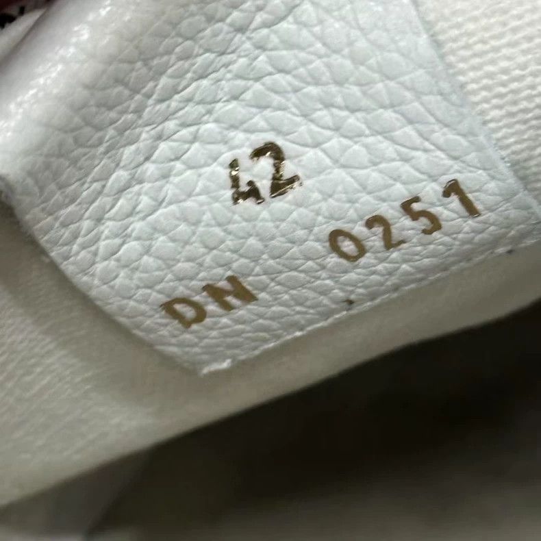 Givenchy Givenchy patterned sneakers size 42 Size US 9 / EU 42 - 8 Thumbnail