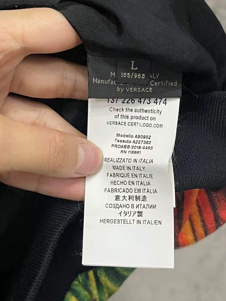 Versace Versace Zip Jacket with Colorful Print Size US L / EU 52-54 / 3 - 8 Thumbnail