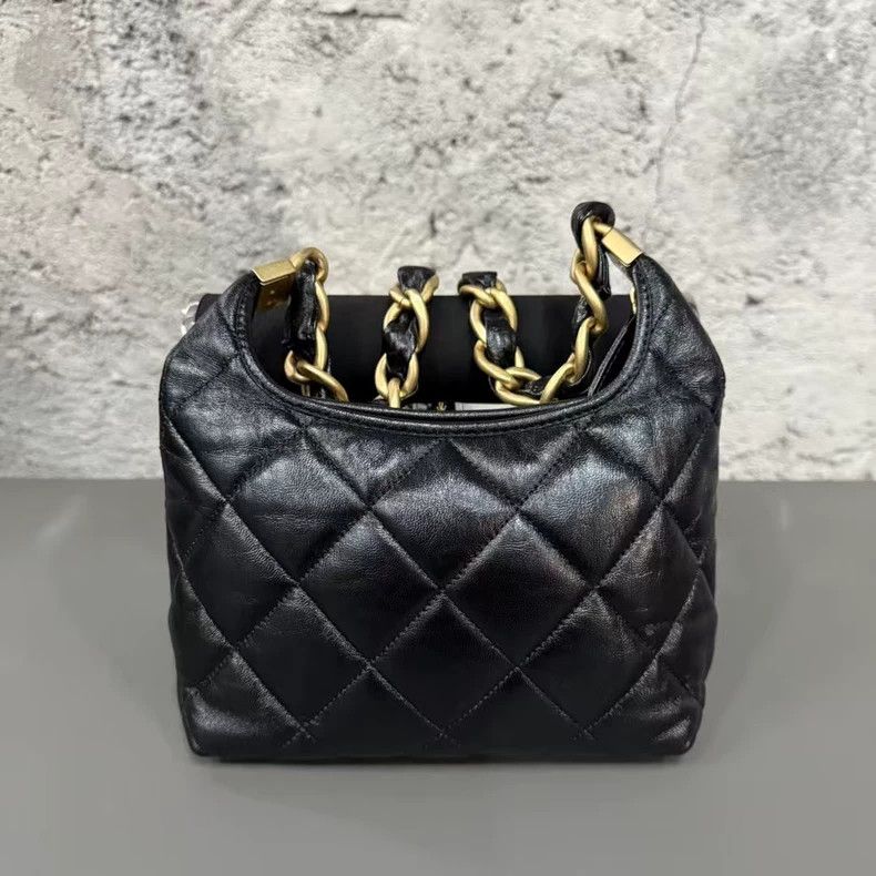 Chanel Chanel Hobo Bag with Gold Chain Details Size ONE SIZE - 2 Thumbnail