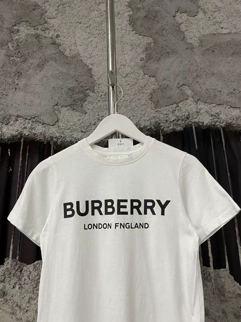 Burberry Burberry Short Sleeve T-Shirt for Kids Size US S / EU 44-46 / 1 - 3 Thumbnail
