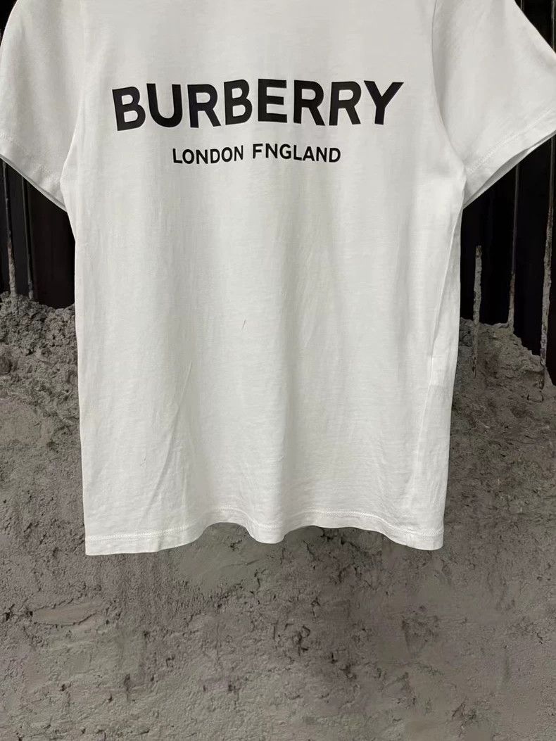 Burberry Burberry Short Sleeve T-Shirt for Kids Size US S / EU 44-46 / 1 - 4 Thumbnail