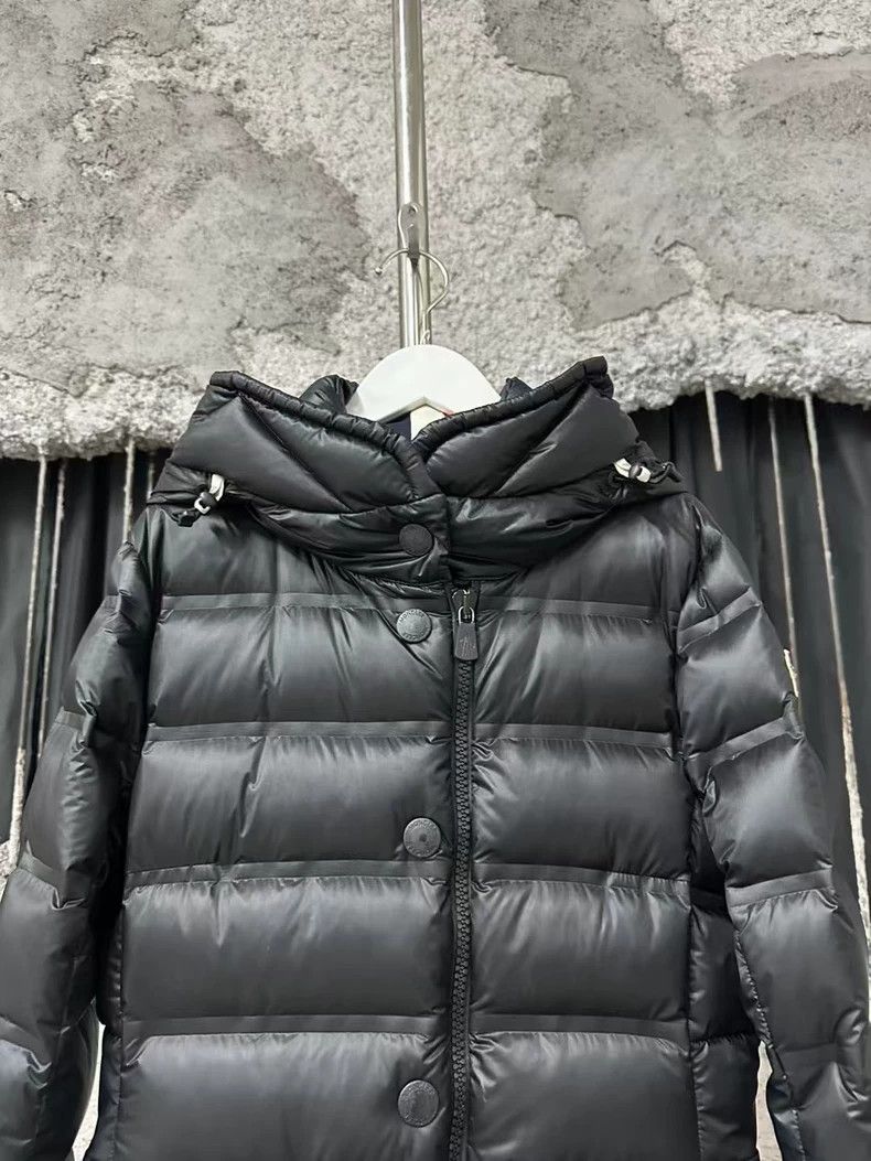 Moncler Moncler Down Jacket with Hood Size 3 Size US M / EU 48-50 / 2 - 3 Thumbnail