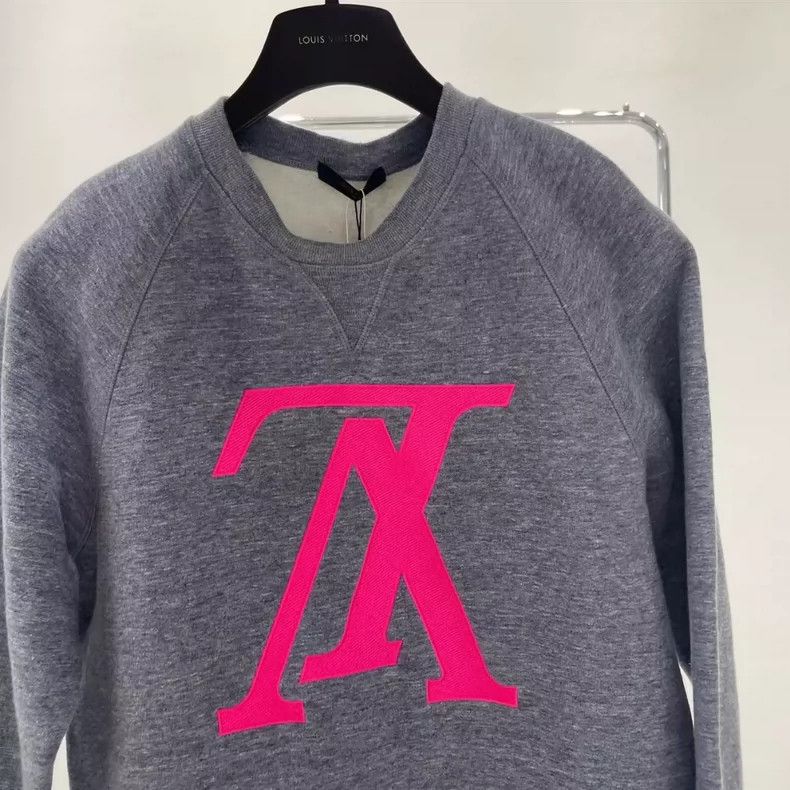 Louis Vuitton Louis Vuitton Gray Embroidered Sweatshirt Size S Size US S / EU 44-46 / 1 - 3 Thumbnail