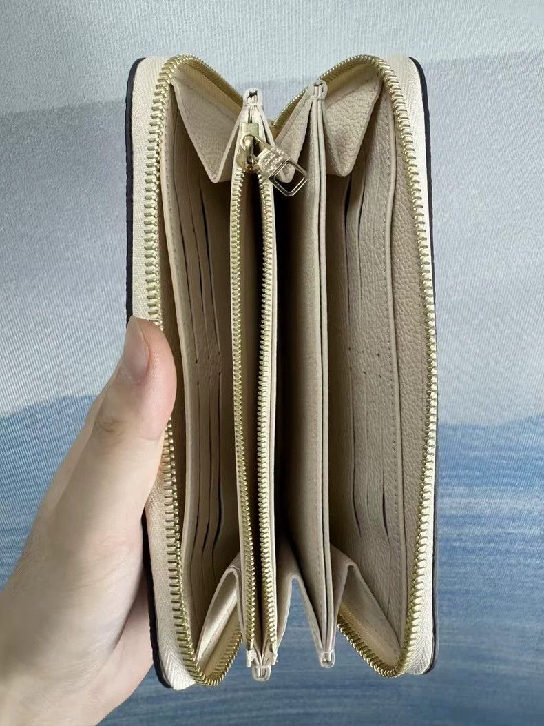 Louis Vuitton Louis Vuitton Beige Monogram Wallet Brand New Size ONE SIZE - 5 Thumbnail