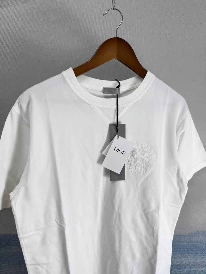 Dior Dior White Embroidered Short Sleeve T-Shirt Size US XS / EU 42 / 0 - 2 Thumbnail