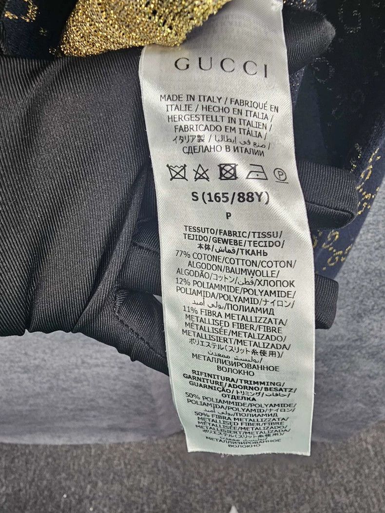 Gucci Gucci Printed V-Neck Cardigan in Size S Size US S / EU 44-46 / 1 - 8 Thumbnail