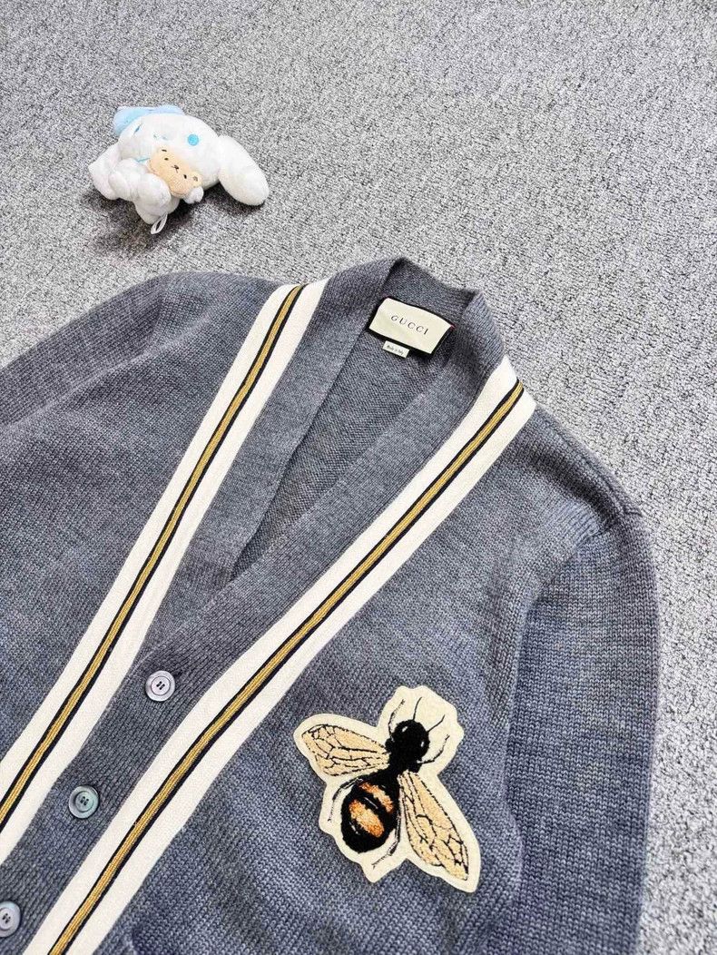 Gucci Gucci Grey Bee Knit Cardigan Size M Size US M / EU 48-50 / 2 - 3 Thumbnail