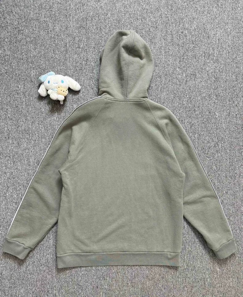 Gucci Gucci Grey Logo Reflective Hoodie Size M Size US M / EU 48-50 / 2 - 2 Thumbnail