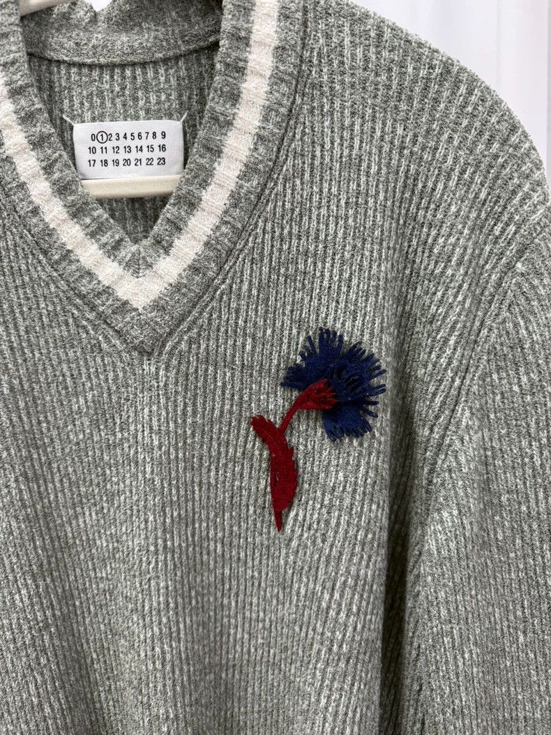 Maison Margiela Maison Margiela V-Neck Sweater Size US M / EU 48-50 / 2 - 2 Thumbnail