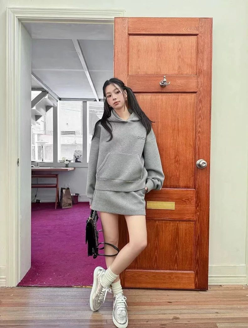 Gucci Gucci Logo Embroidered Hoodie in Grey-dmc Size US XXS / EU 40 - 9 Thumbnail
