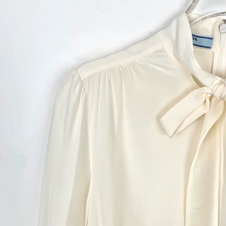 Prada Elegant Silk Long Sleeve Shirt with Bow-dmc Size US M / EU 48-50 / 2 - 3 Thumbnail