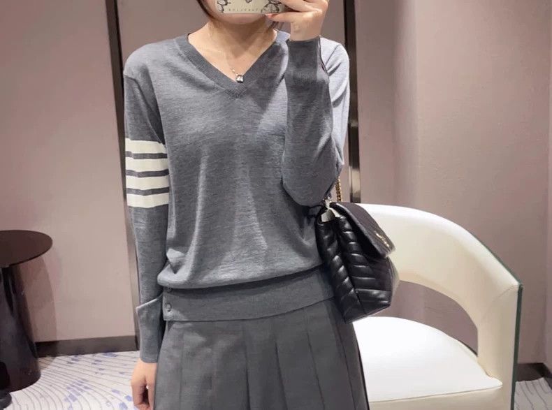 Thom Browne Thom Browne Grey V-Neck Sweater Cardigan-dmc Size US L / EU 52-54 / 3 - 9 Thumbnail