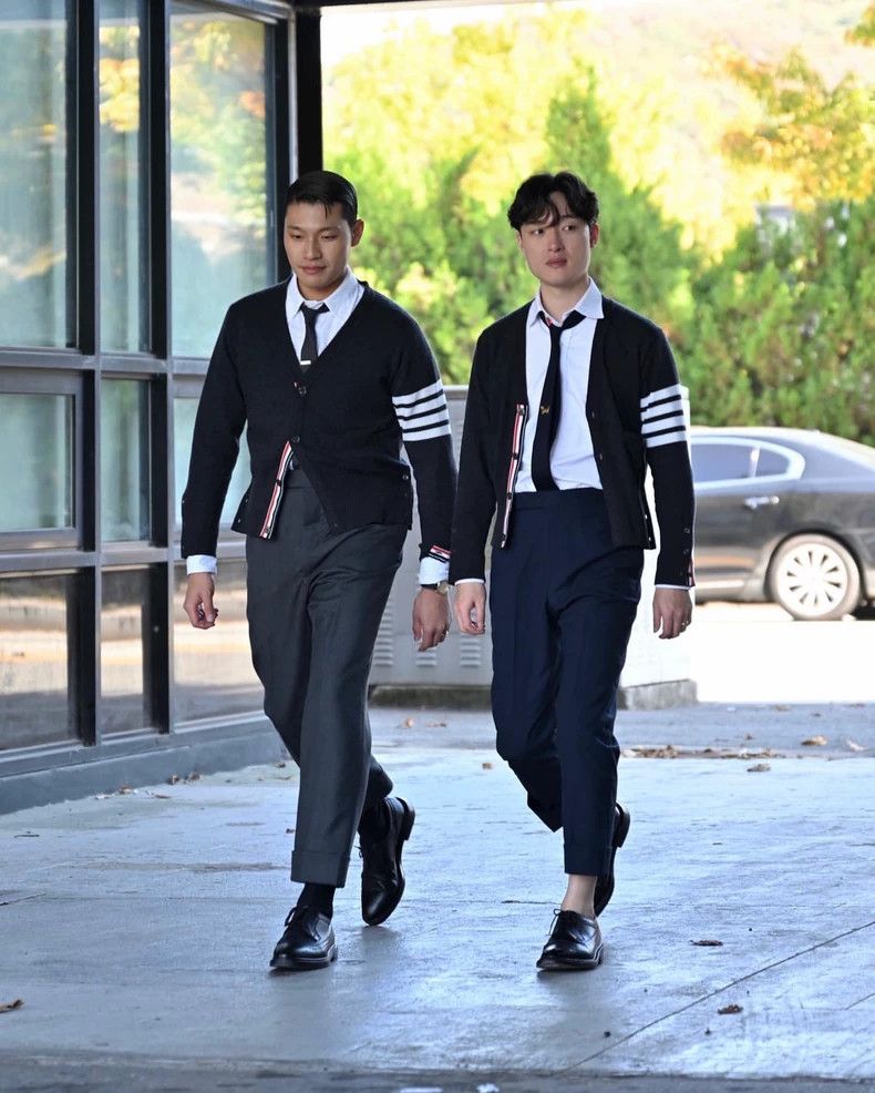 Thom Browne Classic Thom Browne Cashmere Cardigan-dmc Size US M / EU 48-50 / 2 - 6 Thumbnail