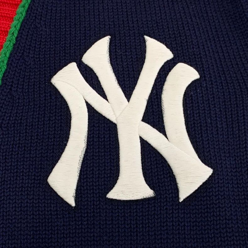 Gucci Gucci NY Yankees Wool Cardigan-dmc Size US XL / EU 56 / 4 - 5 Thumbnail