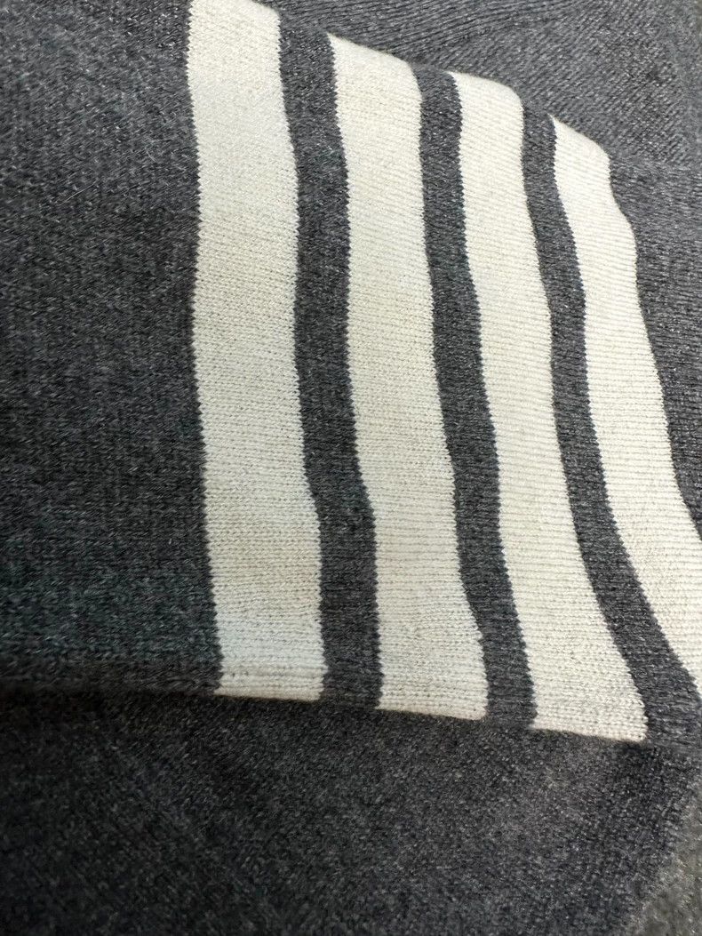 Thom Browne Thom Browne Grey Cashmere Cardigan Sweater-dmc Size US XXS / EU 40 - 3 Thumbnail
