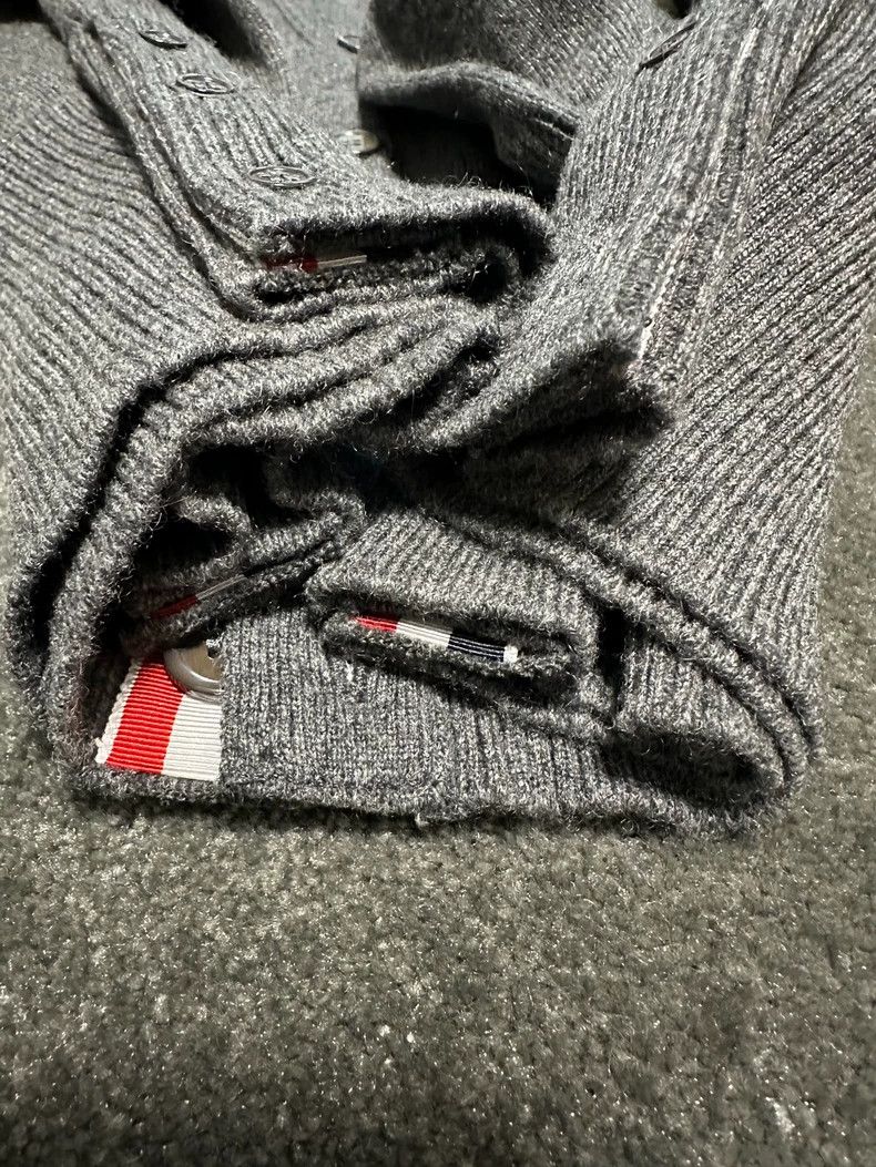 Thom Browne Thom Browne Grey Cashmere Cardigan Sweater-dmc Size US XXS / EU 40 - 2 Thumbnail