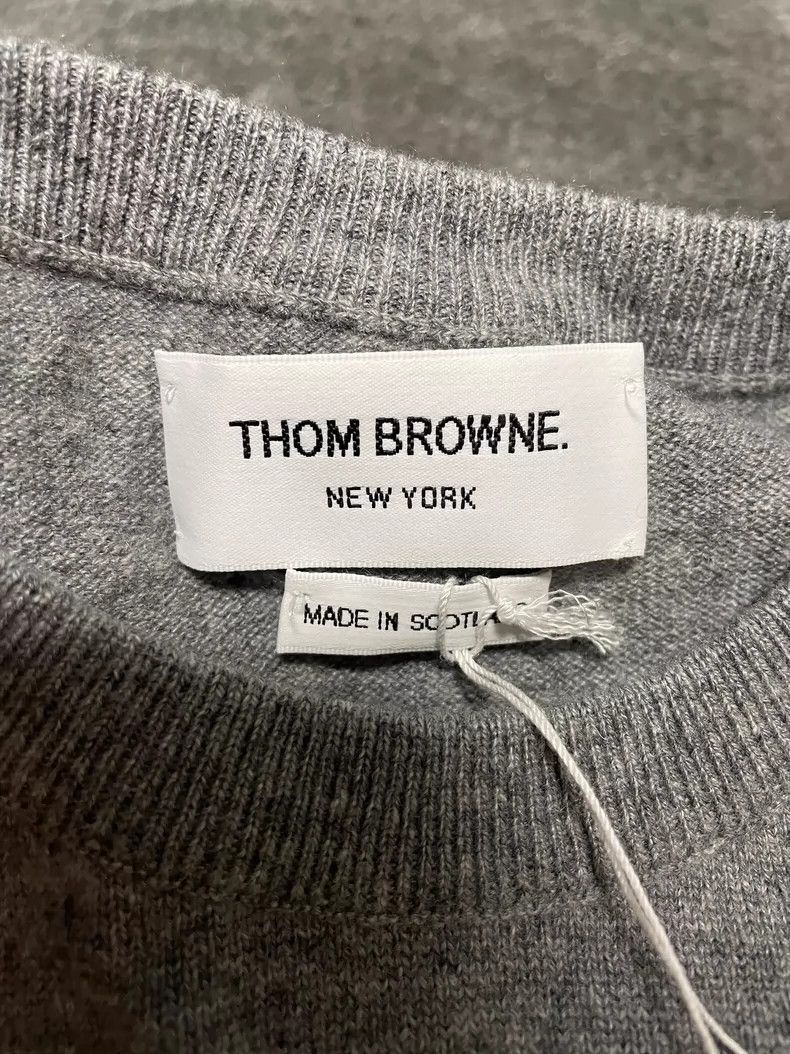 Thom Browne Classic Crewneck Pullover in Light Grey-dmc Size US M / EU 48-50 / 2 - 2 Thumbnail