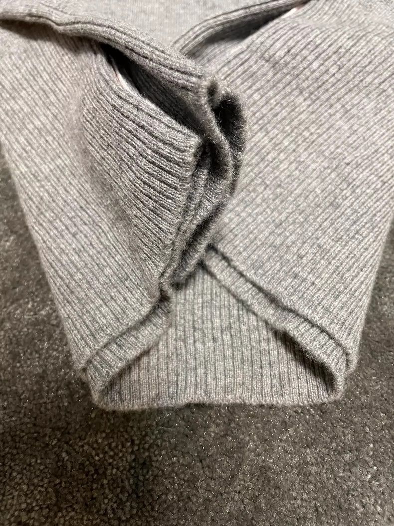 Thom Browne Classic Crewneck Pullover in Light Grey-dmc Size US M / EU 48-50 / 2 - 3 Thumbnail