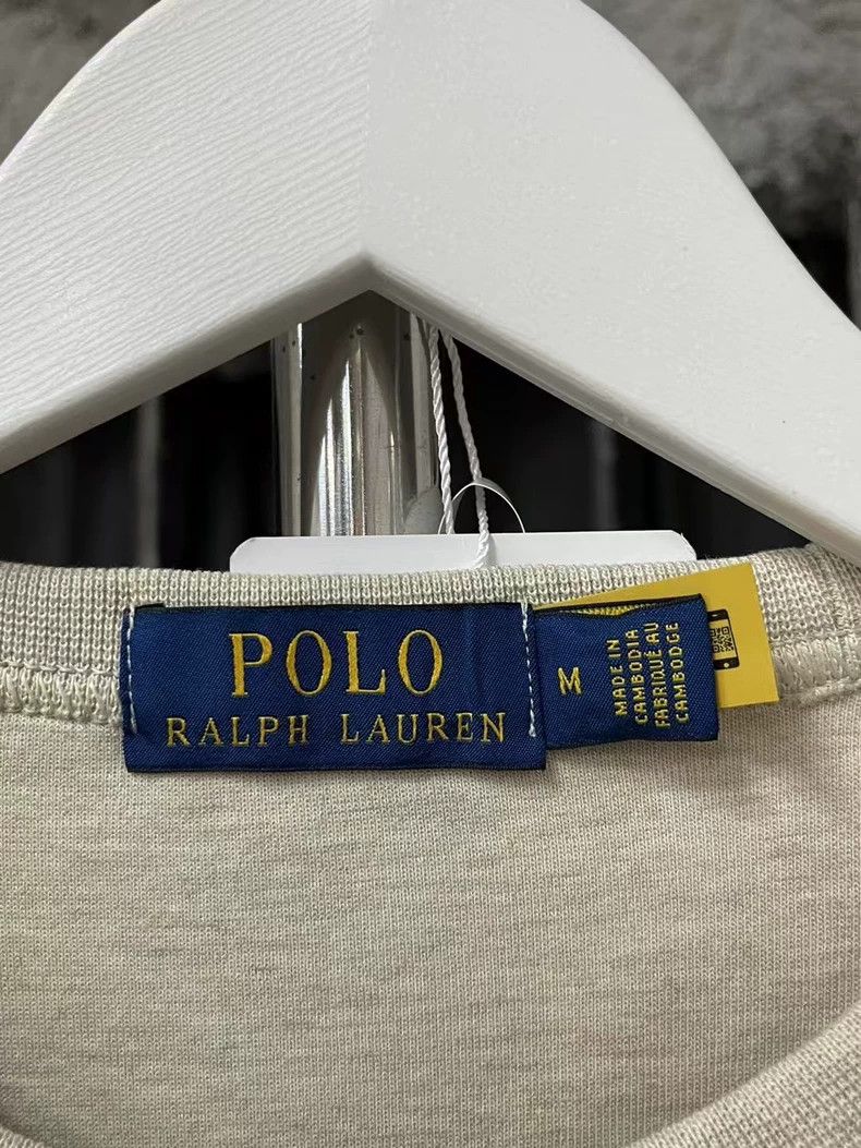 Ralph Lauren Ralph Lauren Sweatshirt in Size Medium Size US M / EU 48-50 / 2 - 6 Thumbnail