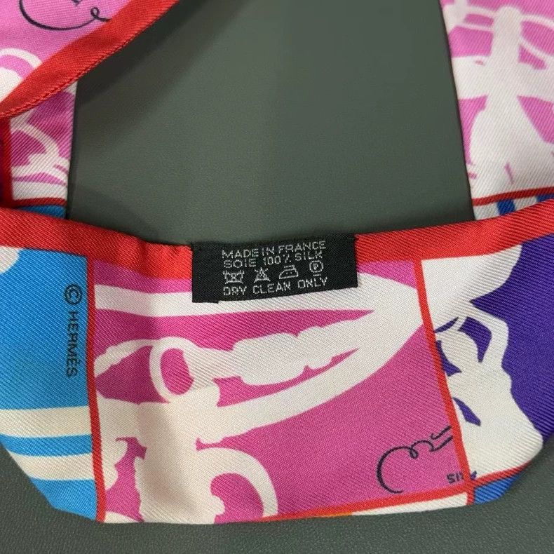 Hermes Hermes Silk Scarf in Vibrant Colors Size ONE SIZE - 4 Thumbnail