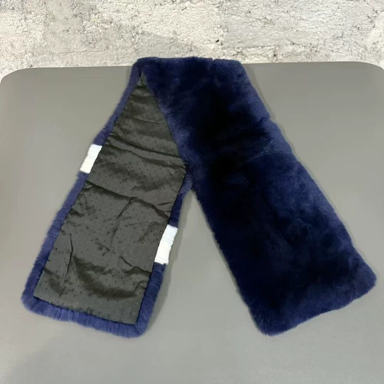 Louis Vuitton Louis Vuitton Water Mink Fur Scarf Size ONE SIZE - 2 Thumbnail