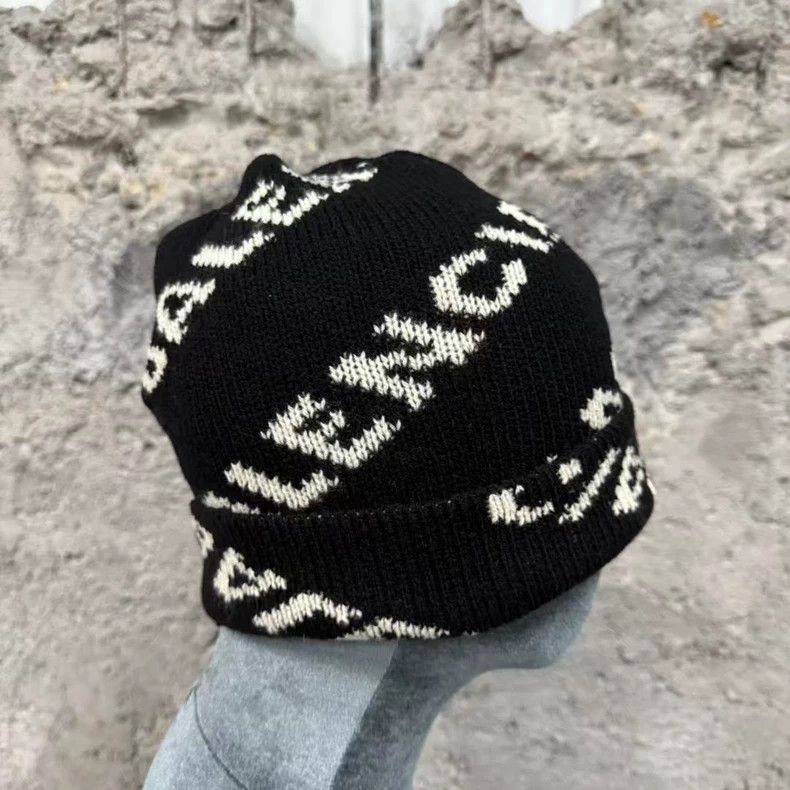 Balenciaga Balenciaga Black Knit Beanie Hat Size ONE SIZE - 4 Thumbnail