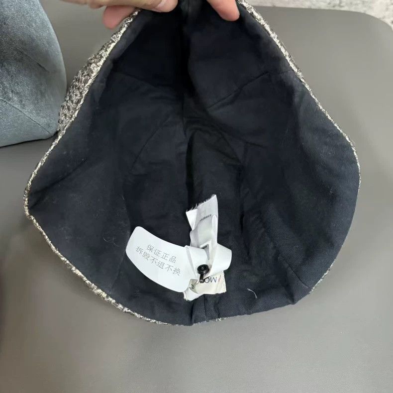 Moncler Moncler Knitted Hat in Excellent Condition Size ONE SIZE - 5 Thumbnail
