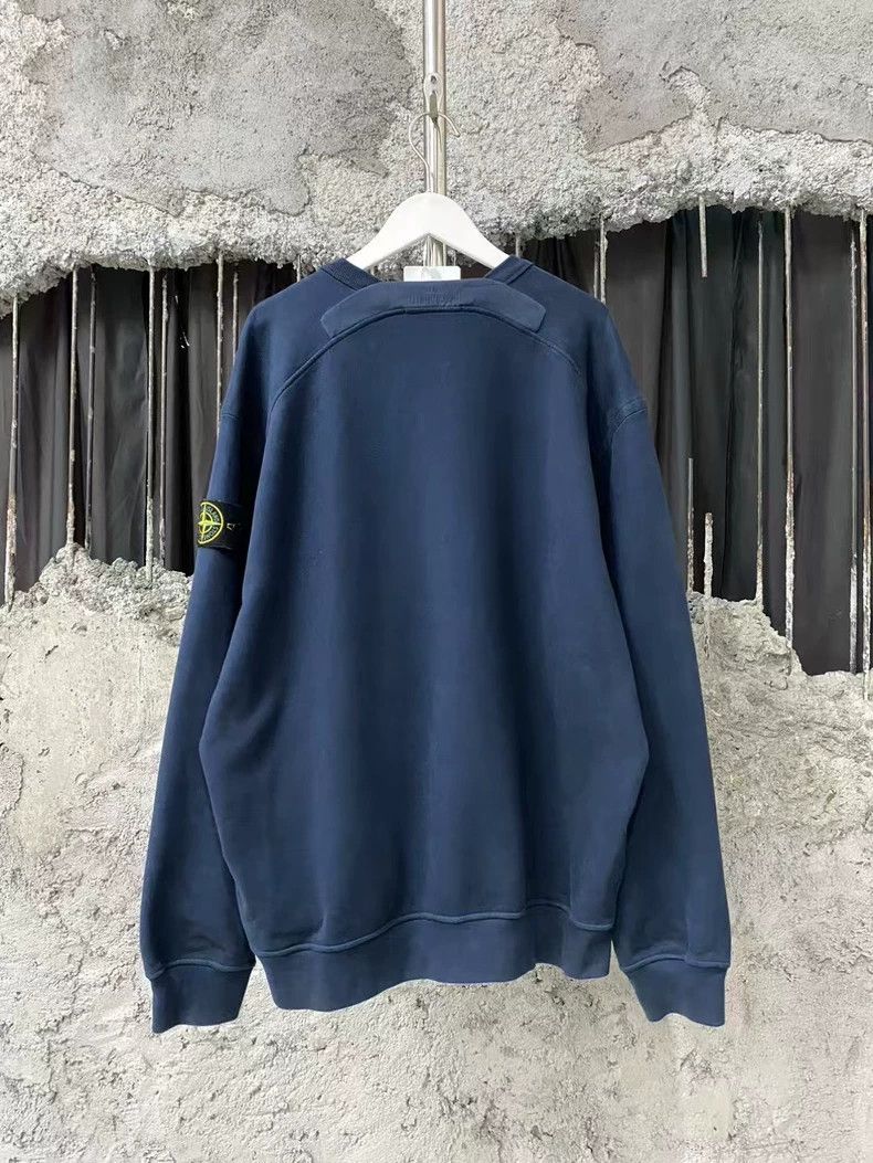 Stone Island Stone Island Sweatshirt in Size Medium Size US M / EU 48-50 / 2 - 5 Thumbnail