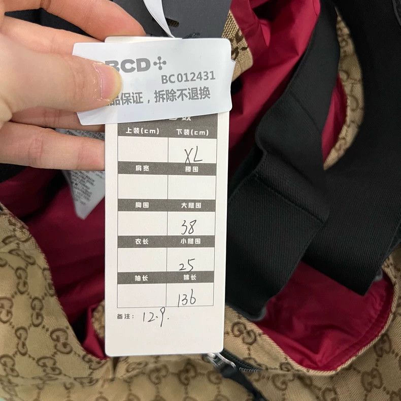 Gucci Gucci x North Face Embroidered Overalls XL- DMC Size US 30 / EU 46 - 5 Thumbnail
